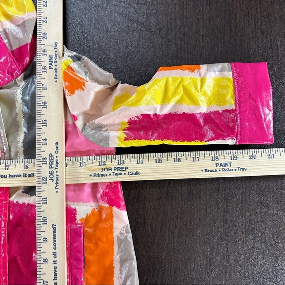 Gap Water Resistant Hooded Rain Jacket for Girls Pink Geometric Sz 3 Years - Picture 5 of 13